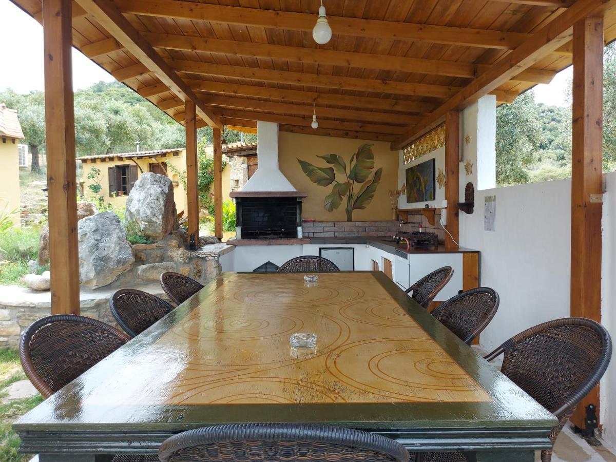 Kallirákhi Varias Art House מראה חיצוני תמונה